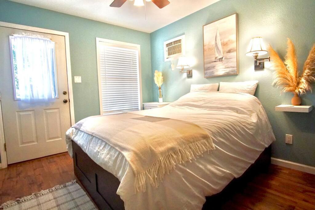 Serene Shores On Medina Lake Bandera Exterior foto